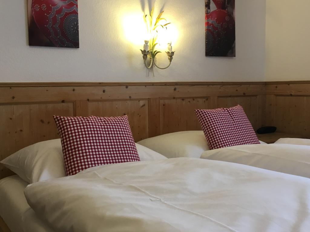 Hotel Heigl Munchen Bagian luar foto