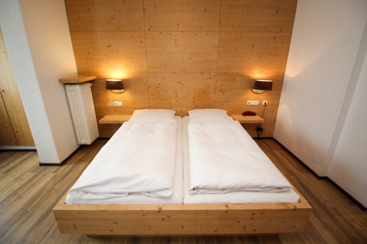 Hotel Heigl Munchen Bagian luar foto