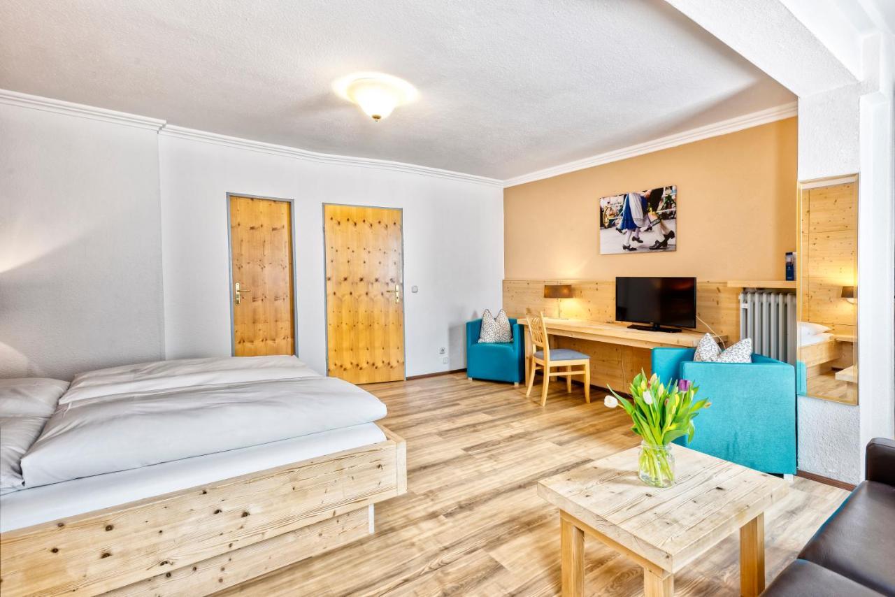 Hotel Heigl Munchen Bagian luar foto
