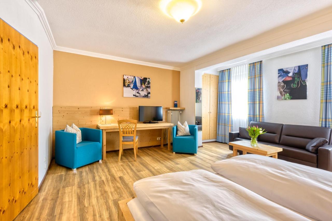 Hotel Heigl Munchen Bagian luar foto